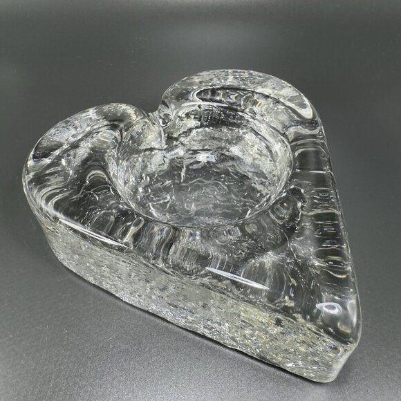 Mid Century Clear Heart Shaped Ashtray Dish Bowl Heavy Thick Textured Glass VTG - Picture 9 of 13